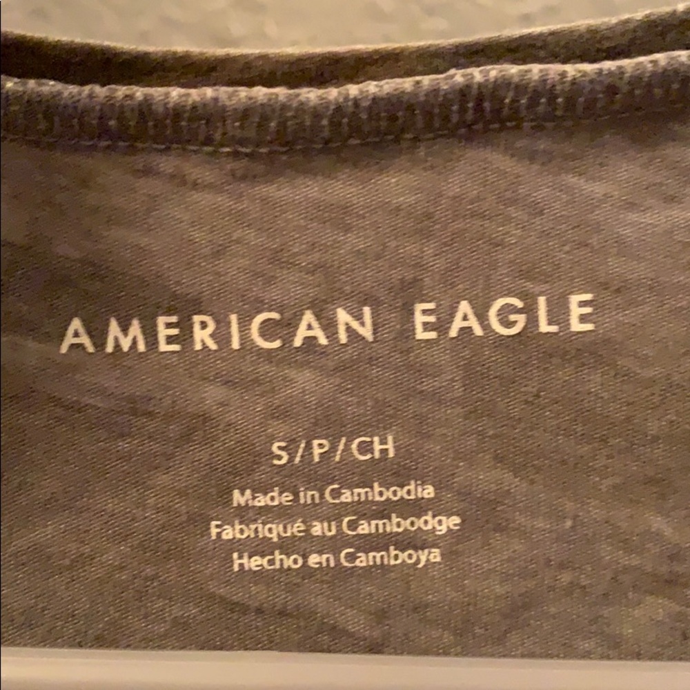 T-shirt - Picture 2 of 2